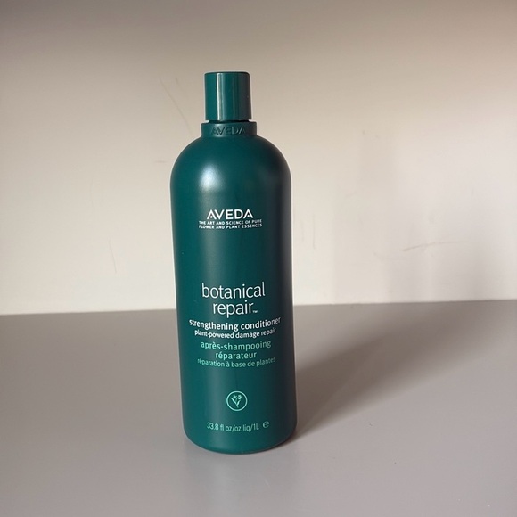 AVEDA Botanical Repair Conditioner Liter NEW - Picture 1 of 1